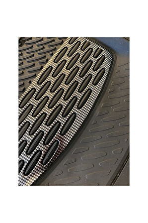 Oto Paspasları Ford Fiesta Uyumlu Universal Derin Havuzlu Paspas Krom Karbon 295Xseri