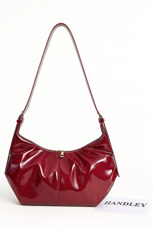 Lüks Deri Görünümlü Omuz ve Kol Çantası Pileli