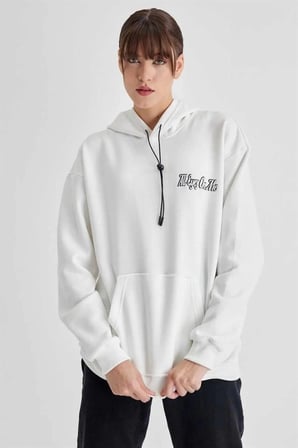 Kadın Oversize Kapüşonlu Cepli TUPAC Baskılı  İplik Pamuklu Hoodie Sweatshirt - Beyaz