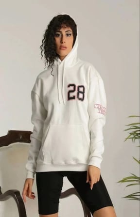 Kadın Oversize Kapüşonlu Cepli Baskılı  İplik Pamuklu Hoodie Sweatshirt - Beyaz