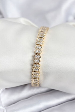 Pirinç VIP Seri Gold Renk Zirkon Taşlı Kadın Bileklik - TJ-BB7920