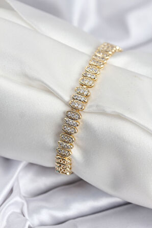 Pirinç VIP Seri Gold Renk Oval Sıralı Kadın Bileklik - TJ-BB7926