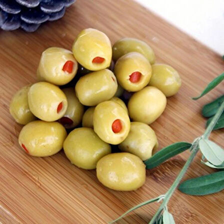 Biber Dolgulu Yeşil Zeytin - 1 KG Paket