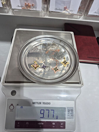 925 Ayar Papatya silver nano zirkon taşlı lilyum çiçeği kolye.rose.gold.rodaj