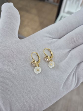 925 Ayar Papatya Silver sedef manolya küpe.rose.gold.rodaj