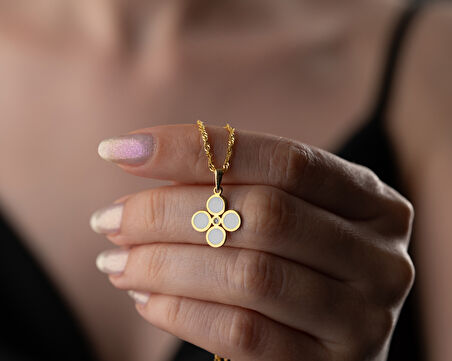 925 ayar özel pırlanta dört yapraklı beyaz yonca kolye