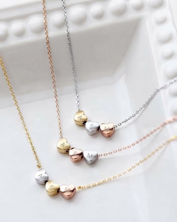 925 Ayar Gümüş Minimalist Kişiye Özel Harfli Kalp Kolye.rose.gold.rodaj Renk Seçeneği