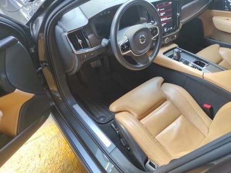 Paspasgaraji Volvo V90 Maxi 3D Havuzlu Paspas, 2016-