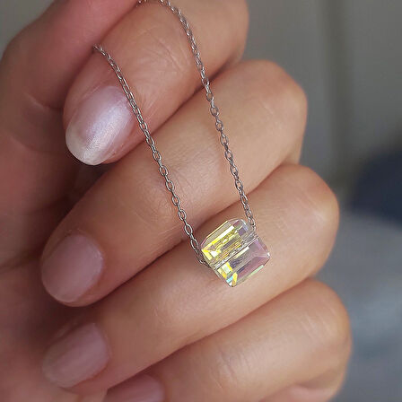 Vaoov 925 Ayar Gümüş Küp Swarovski Taşlı Kolye