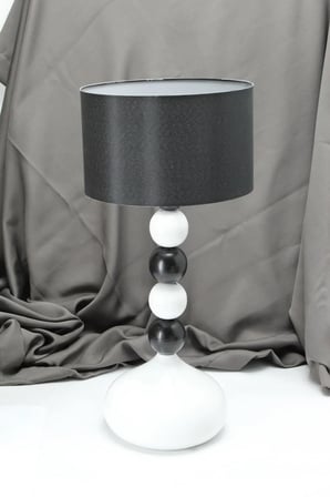 Casa Masa/Gece /Yatak başı /Metal ayak /Kumaş başlıklı ABAJUR LAMBASI