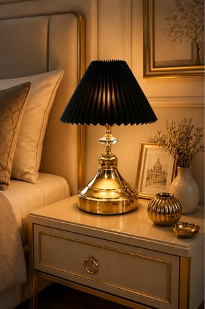 Modern kristal taş detaylı pileli şapkalı abajur gece lambası yatak başı lambası