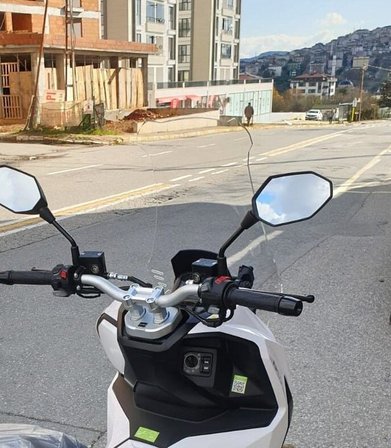 MOTOCAM Volta Apec Apx7 Ön Cam 2025-2026 Model 68cm Şeffaf Renkli 4mm ORTA BOYLU
