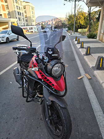 MOTOCAM Suzuki V-Strom DL 250 Siperlik Ön Cam 2017-2020 Model 51cm Füme Renkli 4mm