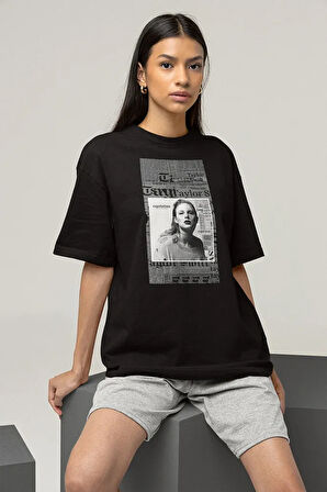 Gazete Temalı Unisex Oversize Taylor Swift Tişört