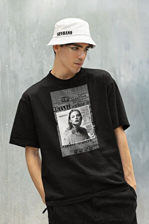 Gazete Temalı Unisex Oversize Taylor Swift Tişört