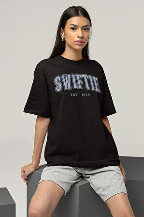 Swiftie Est.1989 Yazılı Unisex Oversize Taylor Swift Tişört