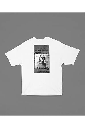Gazete Temalı Unisex Oversize Taylor Swift Tişört