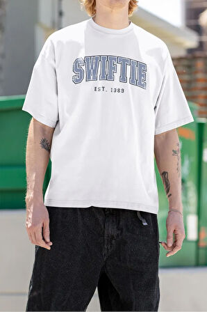 Swiftie Est.1989 Yazılı Unisex Oversize Taylor Swift Tişört