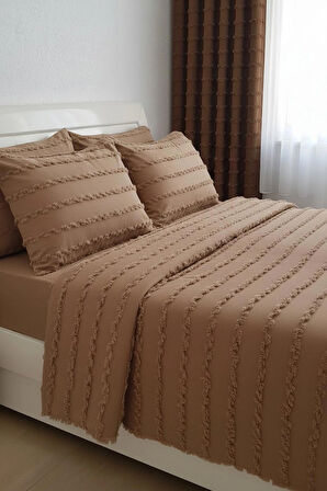 Wave Koleksiyon Sütlü Kahve Yatak Örtüsü Seti 260x250 cm + 4 Yastık Kılıfı