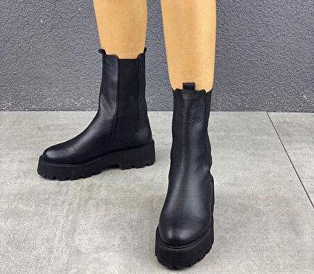 Kadın Kalın Taban Siyah  Hafif Eva Taban Lastikli Günlük Postal Bot  