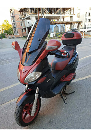 Piaggio X9 Siperlik Ön Cam 2004 2007 Model 59cm Siyah Renkli 4mm