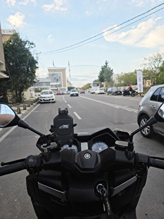 MOTOCAM Yamaha Xmax 250 Siperlik Ön Cam 2014-2017 Model 59cm Füme Renkli 4mm ELCİKLİ