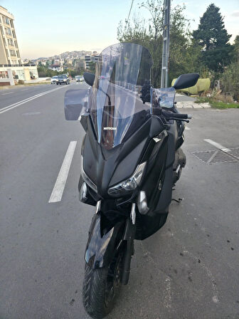MOTOCAM Yamaha Xmax 250 Siperlik Ön Cam 2014-2017 Model 59cm Şeffaf Renkli 4mm ELCİKLİ