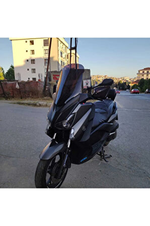 Yamaha Xmax Siperlik Ön Cam 2014 2017 Model 58cm Siyah Renkli 4mm ORTA BOYLU CAM