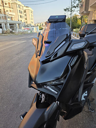 MOTOCAM Yamaha Xmax 250 Siperlik Ön Cam 2023-2025 Model 36cm Füme Renkli 4mm KISA SPOR CAM