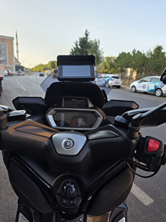 MOTOCAM Yamaha Xmax 250 Siperlik Ön Cam 2023-2025 Model 36cm Füme Renkli 4mm KISA SPOR CAM