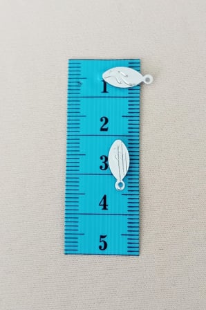 Oya Abiye Bileklik Kolye Pleksi Metalik Plastik Pul Gümüş Renk 8 gram 110 adet - BNC515