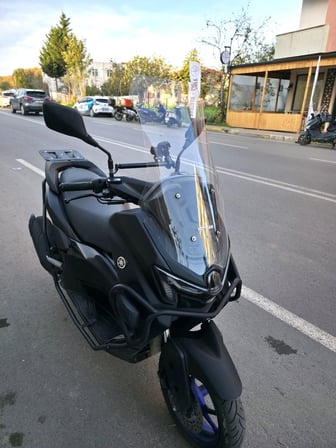 MOTOCAM Yamaha Nmax Ön Cam 2025-2026 Model 72cm Şeffaf Renkli 4mm