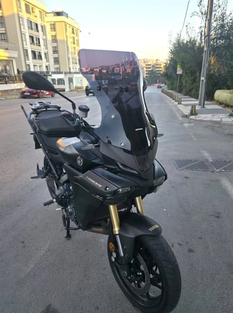 MOTOCAM Yamaha Tracer 9 GT Ön Cam 2025-2026 Model 60cm Siyah Renkli 4mm