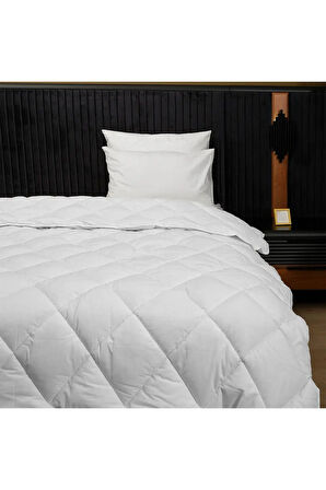 Tek Kişilik Yün Yorgan 155x215 Cm - %100 Kuzu Yünü, 2.5 Kg, Nefes Alır, Terletmez, 4 Mevsim Konfor