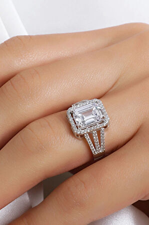 Beyaz Baget Tektaş Altın Yüzük