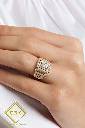 Sıralı Baget Taşlı Hasır Altın Yüzük