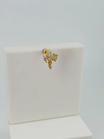 hediyelik Zirkon Taşlı Uç Kısmı : Pirinç Kıkırdak Bar Uzunluğu : 6 Mm / Bar Kalınlığı 0.8 Mm / Top Boyu 3 Mm - Pt0047-1