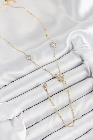 hediyelik Pirinç Zirkon Taşlı Kutup Yıldızı Model Gold Renk Y Kolye