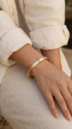 hediyelik 316L Çelik Gold Renk Ayetel Kürsi Yazılı Bileklik