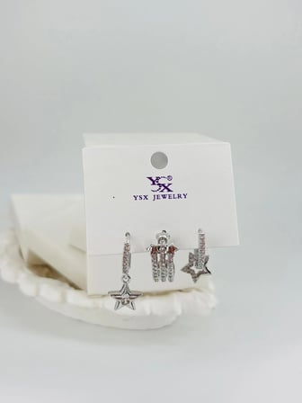 hediyelik Yıldız Detalı Üçlü Kombin Küpe - Kp00554