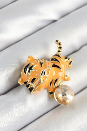 hediyelik Zirkon Taşlı Siyah Çizgili Turuncu Kaplan Figürlü Gold Renk Kadın Broş
