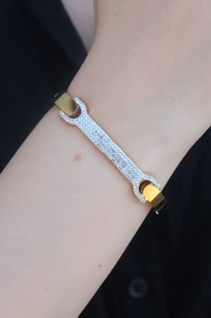 hediyelik 316L Çelik Gold Renk Zirkon Taşlı Kadın Kelepçe