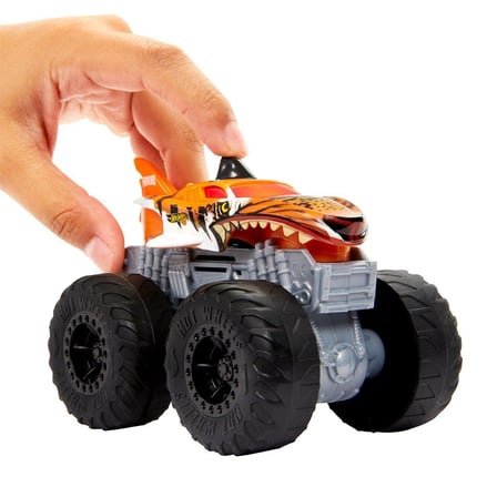 hediyelik HDX60 Hot Wheels Monster Trucks 1:43 Kükreyen Arabalar