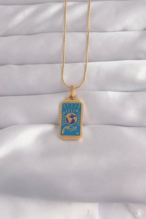 hediyelik 316L Çelik Gold Renk Mavi Mineli El Figür Tarot Kolye
