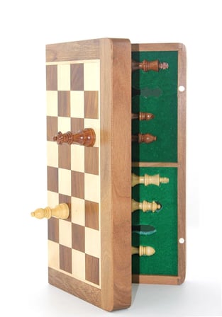 hediyelik Mıknatıs Taşlı Ahşap Katlanabilir Kutulu Satranç Oyunu 35 Cm G224