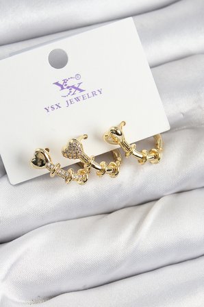 hediyelik Pirinç Zİrkon Taşlı Kalp Model Gold Renk 3'lü Kadın Küpe