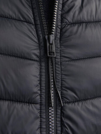 Jack & Jones Erkek Dik Yakalı Şişme Mont - 12258444