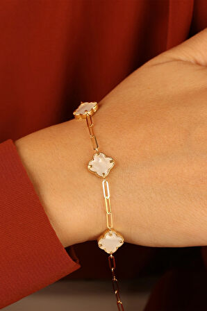 Beyaz Yonca Altın Bileklik