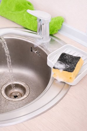 Beyaz Silikon Katı Sabunluk Vantuzlu Su Giderli Kaymaz Banyo Mutfak Organizeri 12 cm