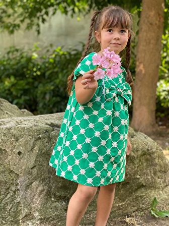 Kız Çocuk Pamuklu Çiçek Nakışlı Fiyonklu Yazlık Yeşil Elbise